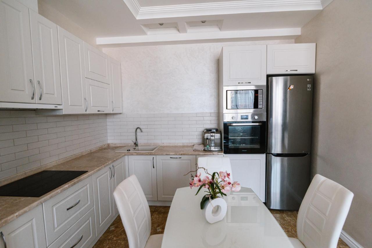 Apartamento Luxury For Business & Pleasure Royal 2 Kiev Exterior foto